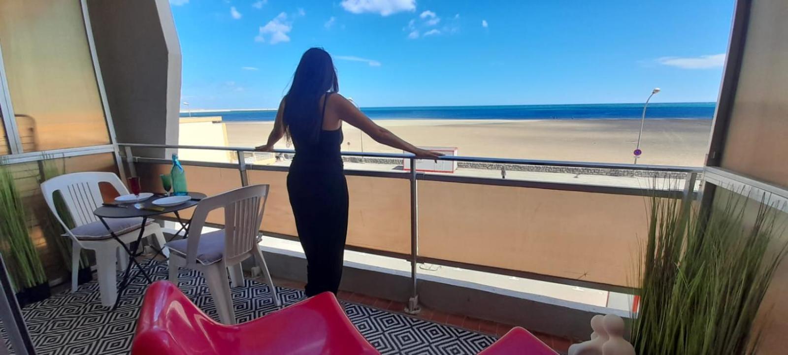 Sur La Plage Пор-ла-Нувель Екстер'єр фото